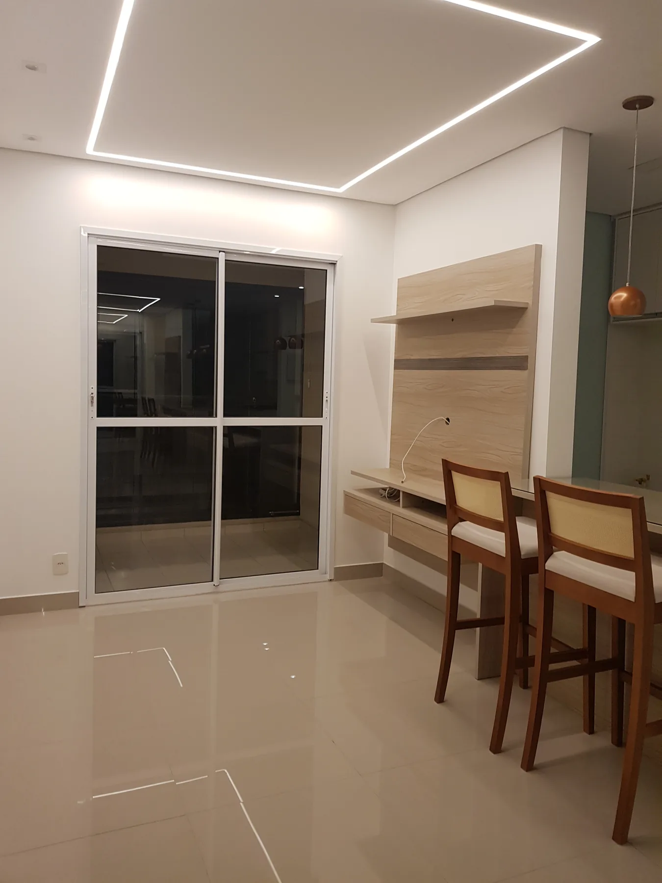 Projeto 03 — painel TV